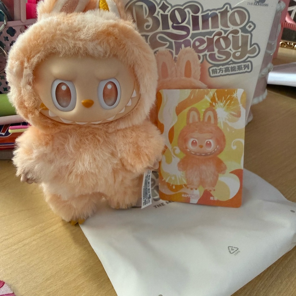 Cute Labubu Happiness